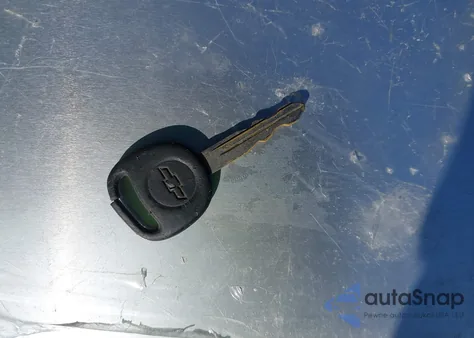 2005 Chevrolet Silverado K1500 из США, поврежденный, VIN 1GCEK14Z35Z256523